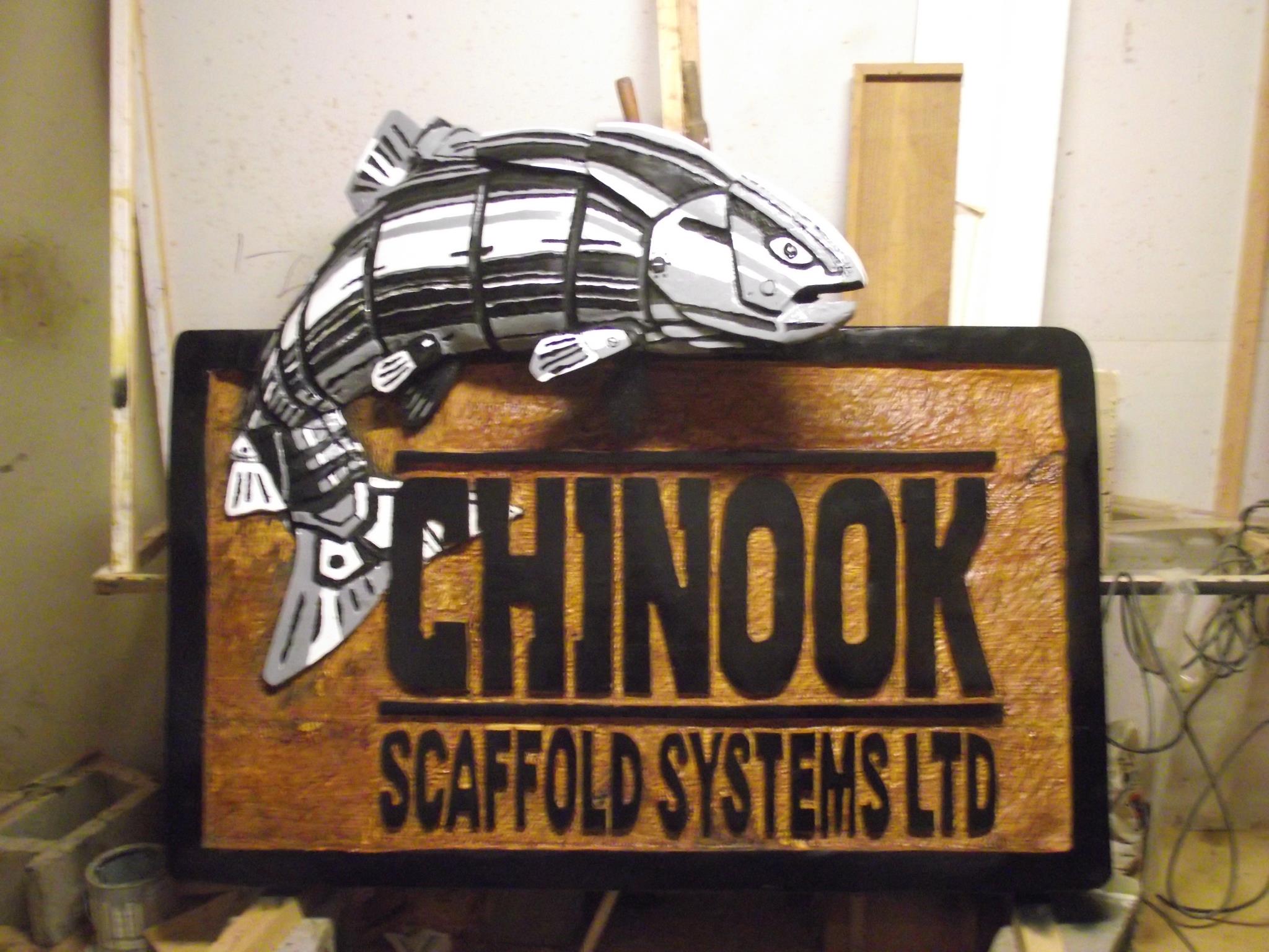 6-foot Chinook Scaffolding with Carved Metal Fish.